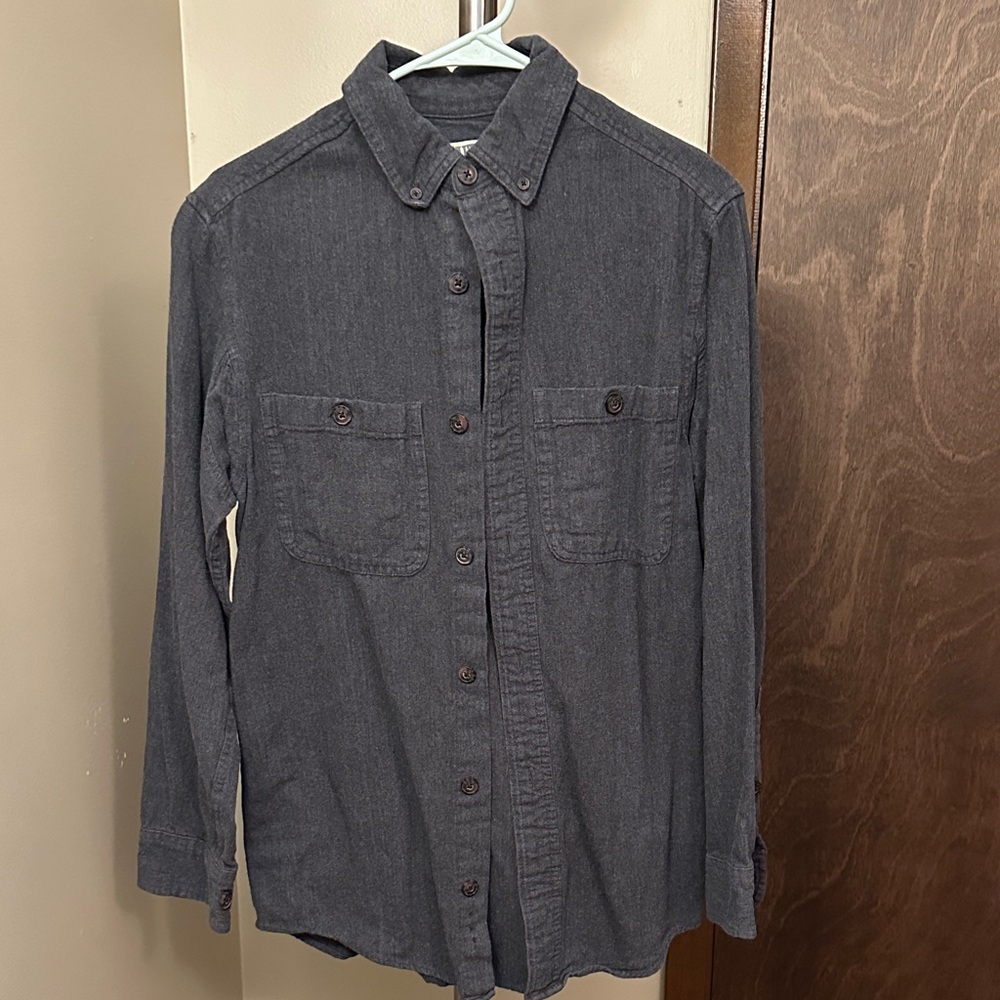 Duluth Trading Co Gray Casual Button Down Shirt